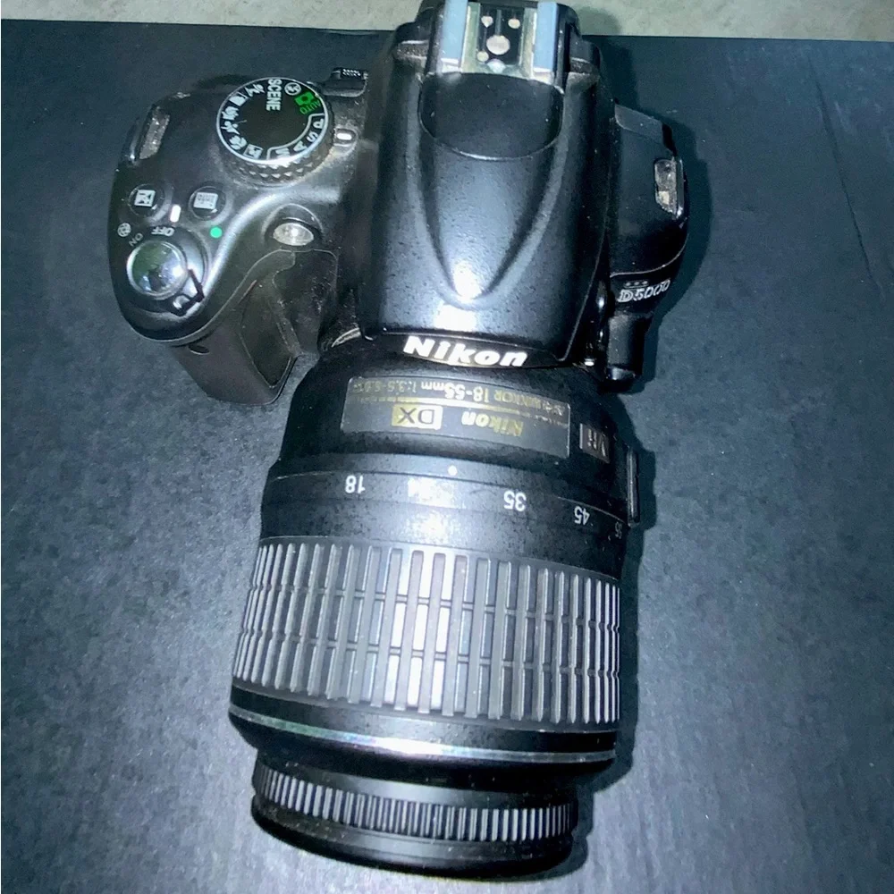 Nikon D5000 DX Digital SLR Camera